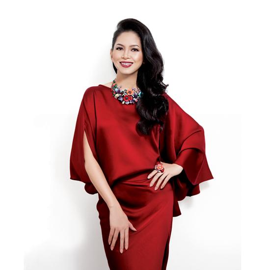so sanh anh cuoi tang thanh ha va me chong, dan tinh ngo ngang nhan ra diem trung hop! - 5